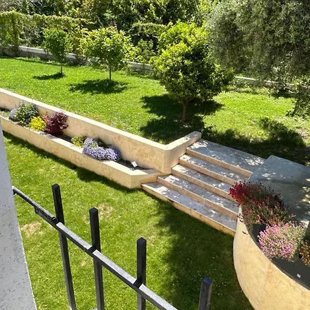 Duplex Oliveraie Piscine Au Sel Marin Et Parking Nice Exterior photo